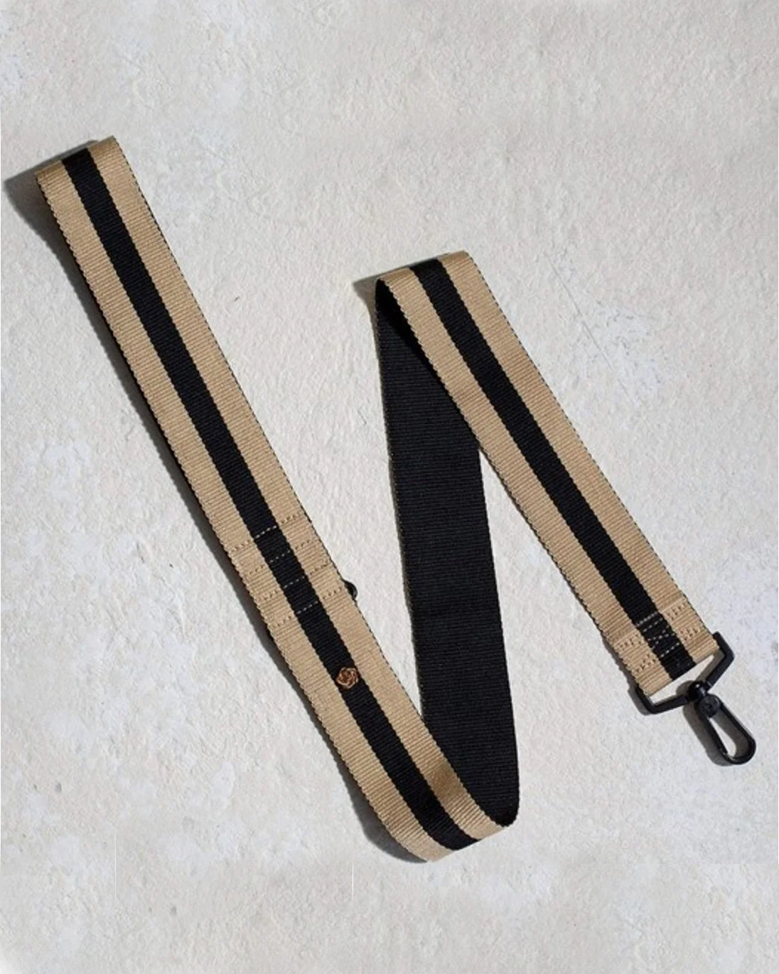 The City Dog Leash in Rue Cambon