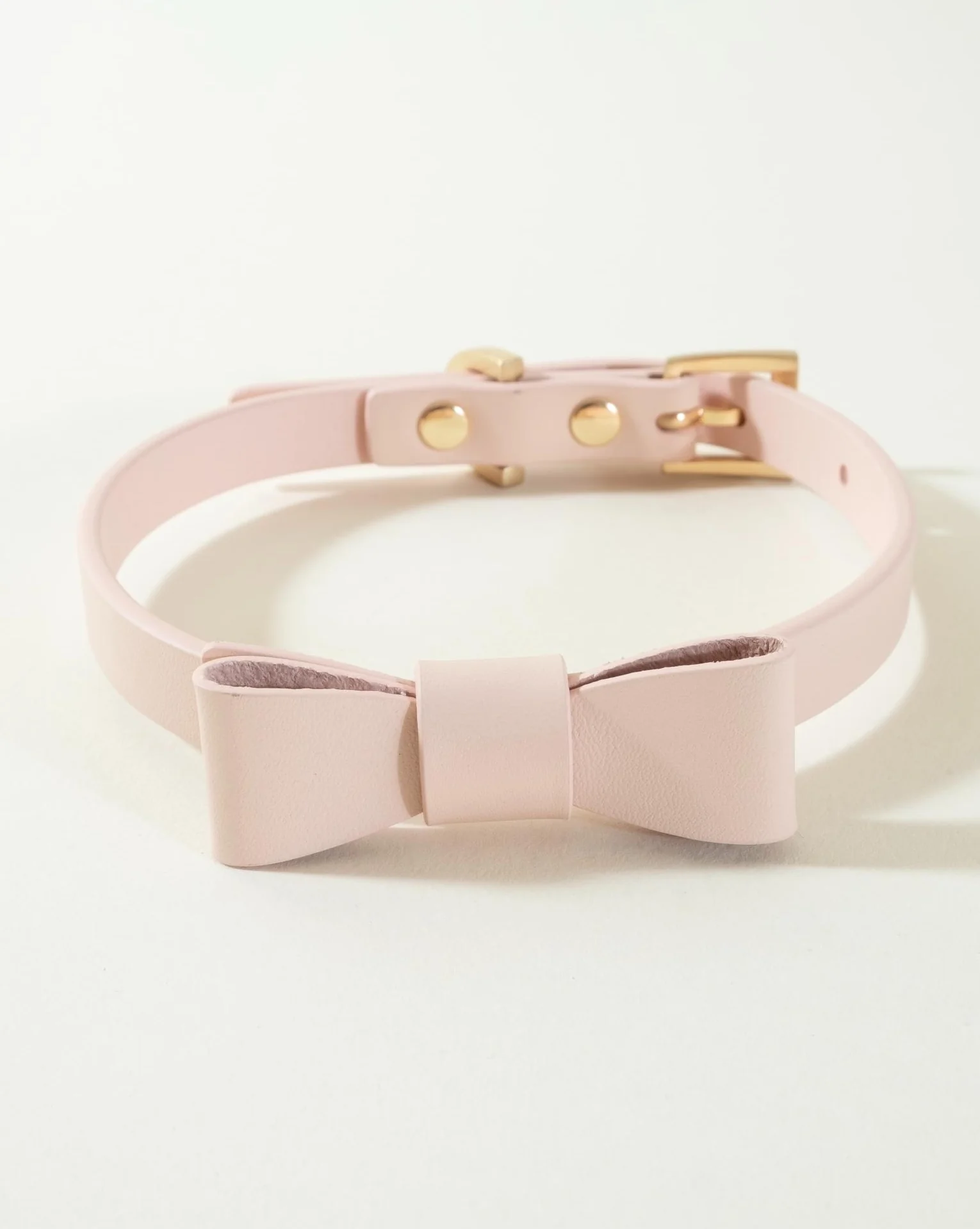 Guestlist Pink Bow Tie Dog Collar - Image 2